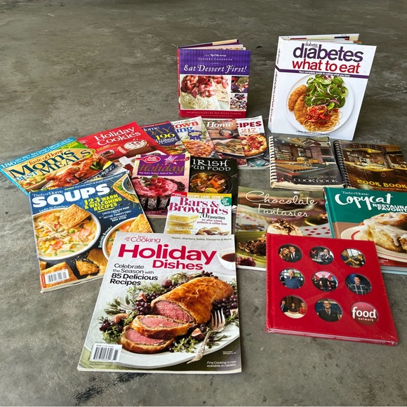 Assorted Cookbook Collection - Picture 1 of 1